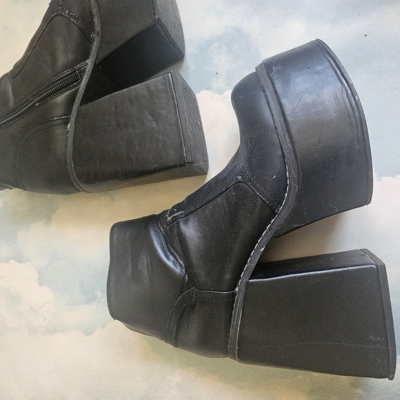 Dolls kill Yru Vida Mondo Boot Platform Heels Goth Black Chunky Boots 90s Boot - Picture 13 of 16
